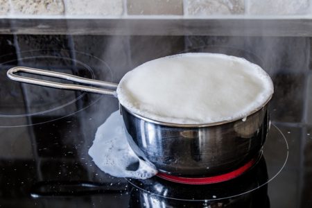 boiling-over-of-milk-2474181_1280 boiling-over-of-milk-2474181_1280
